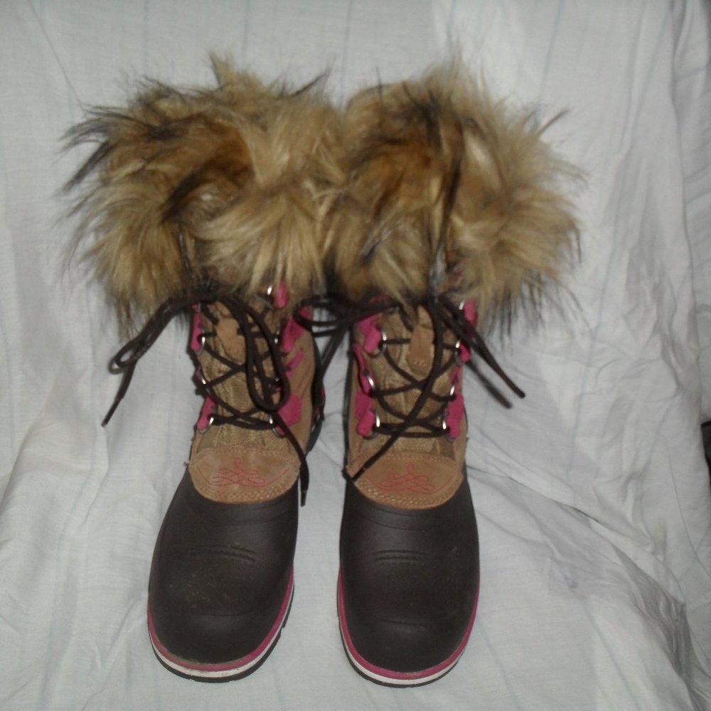 Ariat Snow Boots